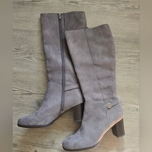 Giani Bernini Grey Boots size 8.5M